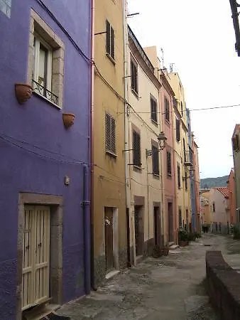 Bed & Breakfast Carmine 21 Bosa